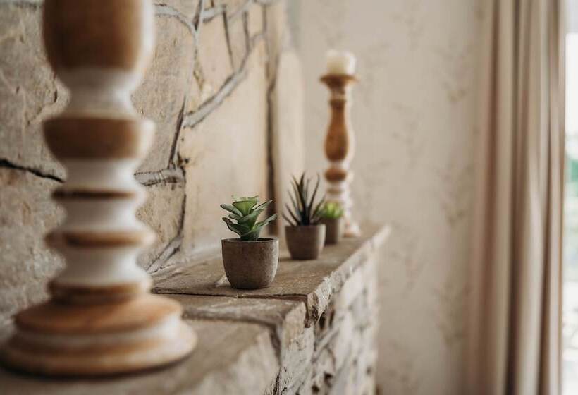 فندق Three Wells B&b