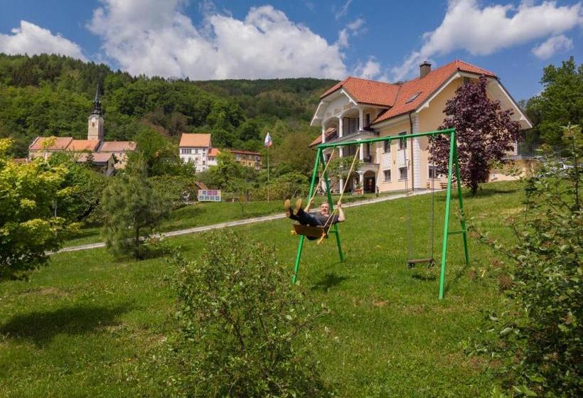 هتل Vila Silva Marija