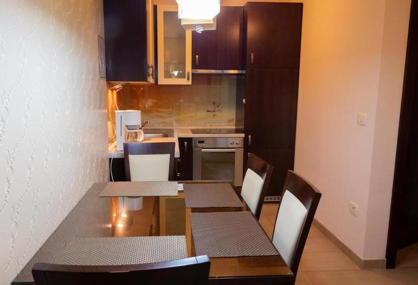 هتل Vila Silva Marija