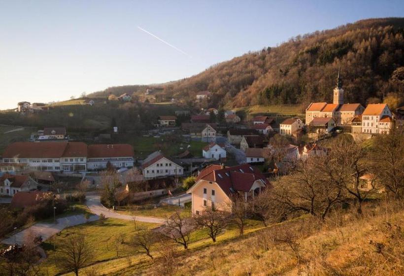 هتل Vila Silva Marija