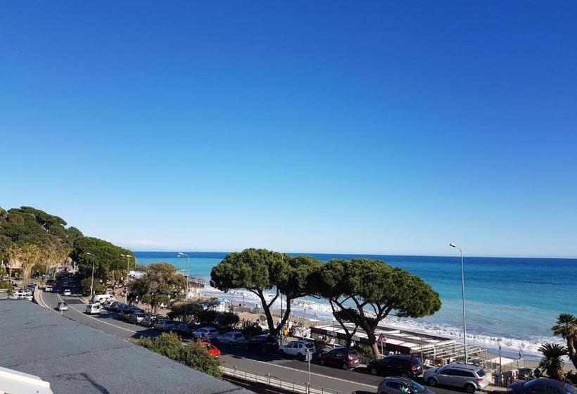 فندق Villa Costa