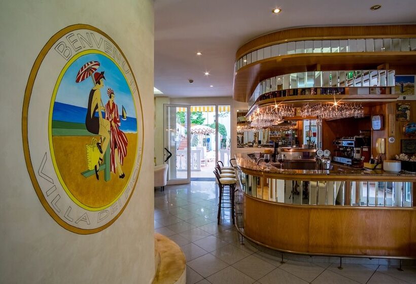 ホテル Villa Dei Fiori   Sul Mare Con Piscina