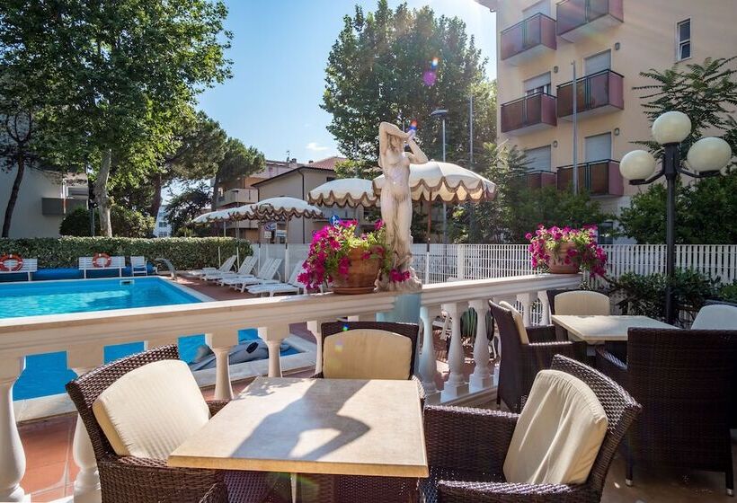 ホテル Villa Dei Fiori   Sul Mare Con Piscina