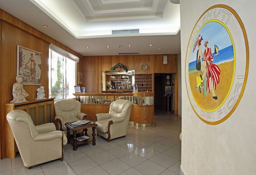 ホテル Villa Dei Fiori   Sul Mare Con Piscina