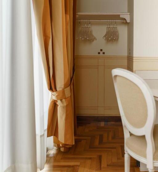 فندق Villa Policreti