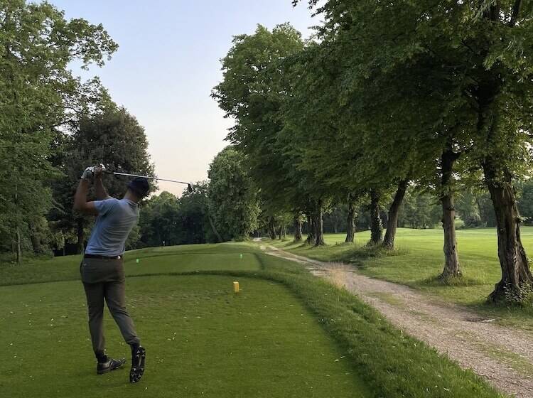 酒店 Villa Policreti