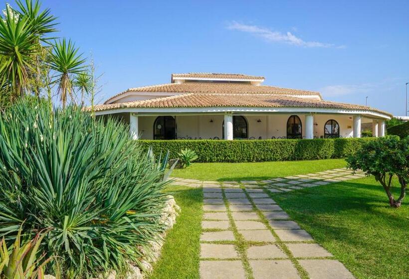 فندق Villaggio Spiagge Rosse