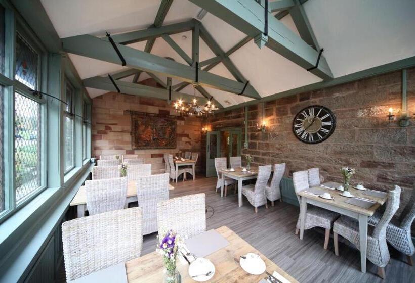 فندق Weston Hall