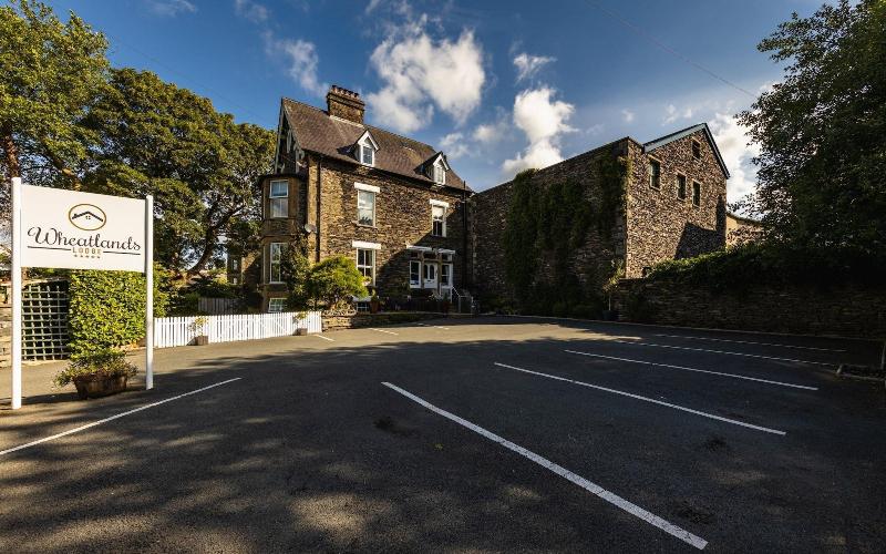 Отель Wheatlands Lodge Windermere Adults Only Free Car Park