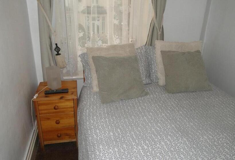 בית מלון כפרי Windsor