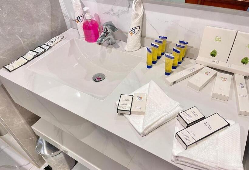 酒店 Zowar International