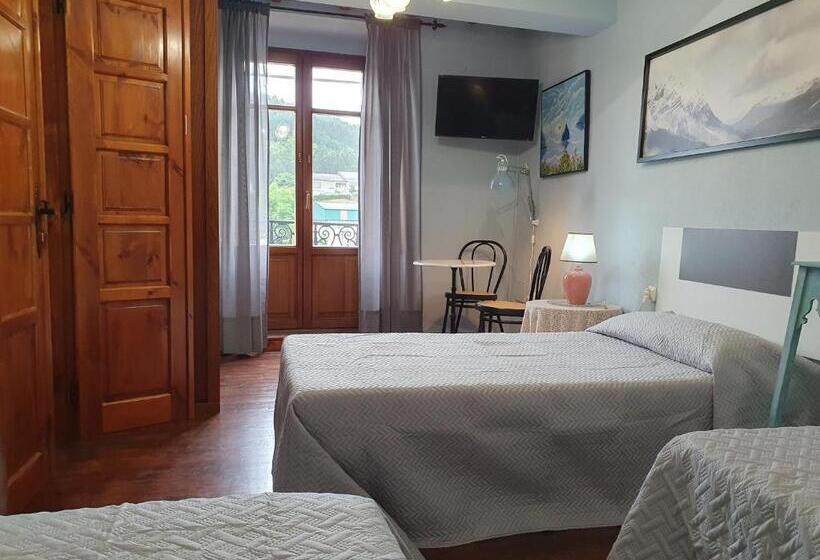 بنسيون Casa Bracamonte