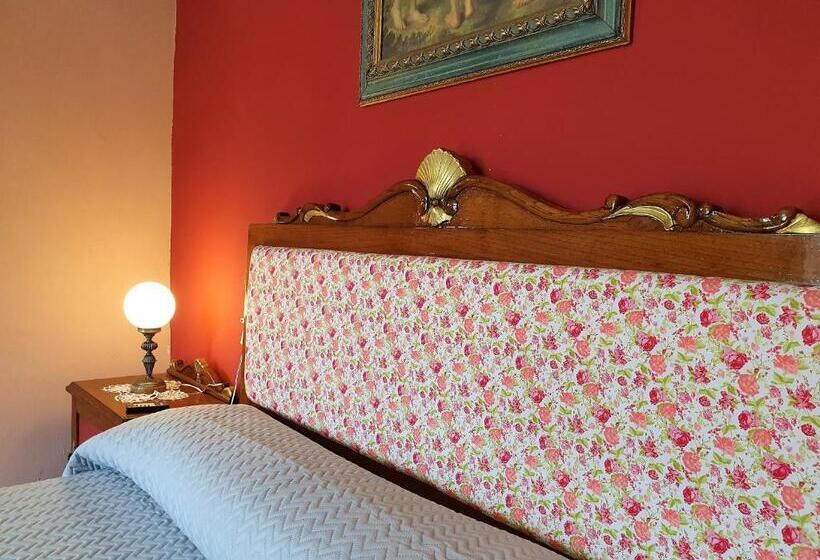 بنسيون Casa Bracamonte