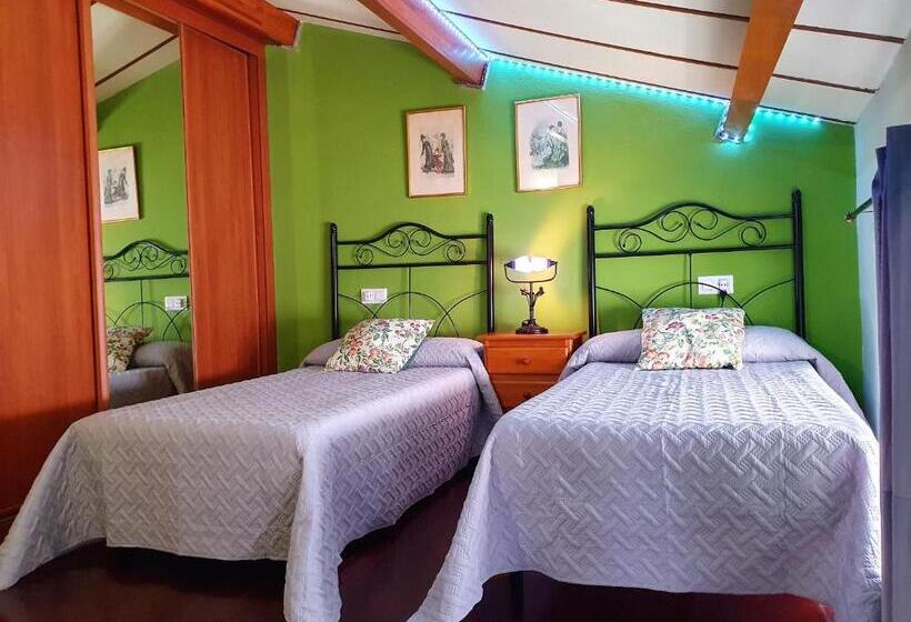 بنسيون Casa Bracamonte