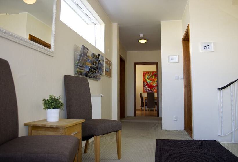 پانسیون Comfy Guesthouse Westfjords