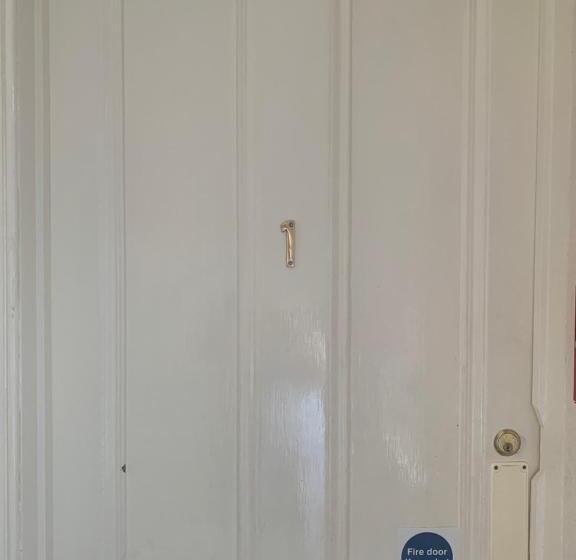 펜션 Seamore House