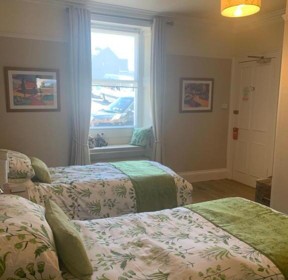 펜션 Seamore House