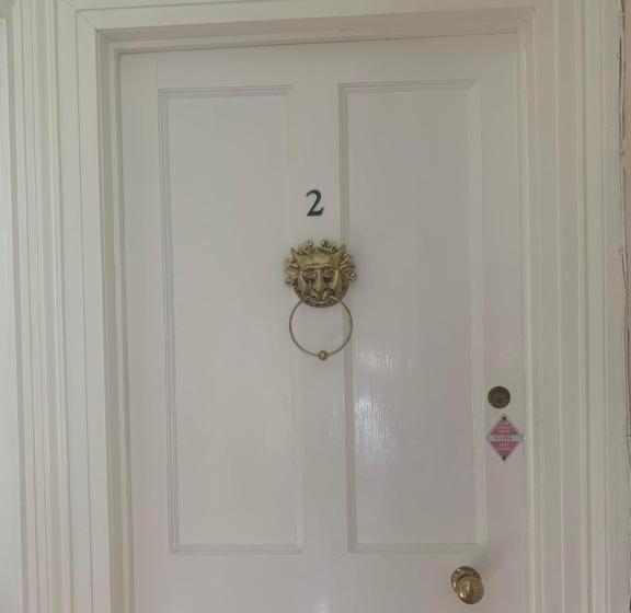 펜션 Seamore House