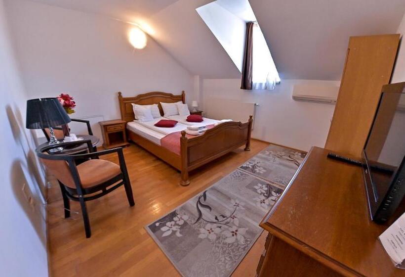 Pension Happy Day   Motorcycle Friendly