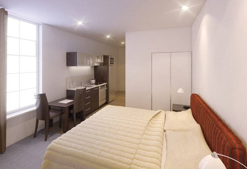 Ramada Suites By Wyndham Christchurch City