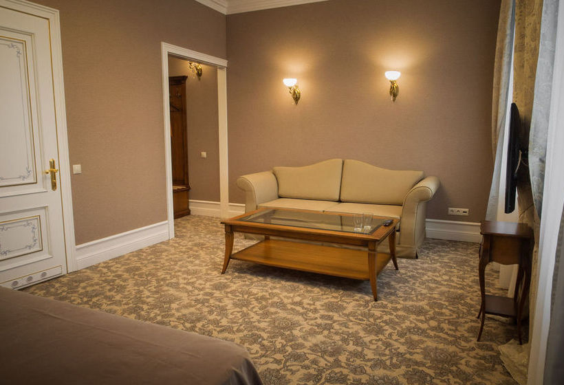 בית מלון כפרי Business Club Razumovsky