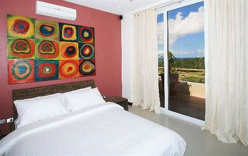 Tanawin Resort And Luxury Apartments