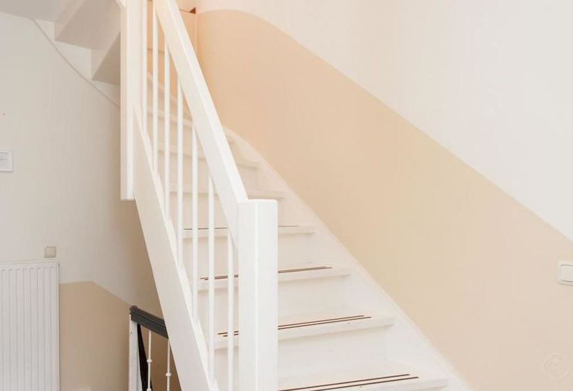 Urban Apartments Gerard Dou