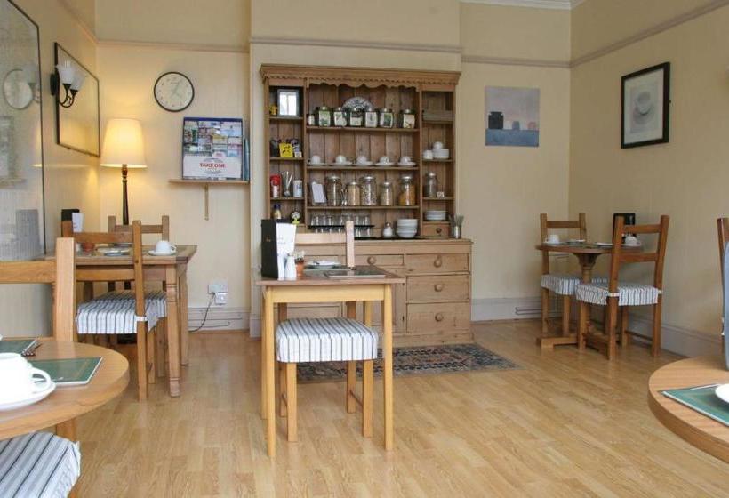 Wedgewood House Hotel Norwich (england)