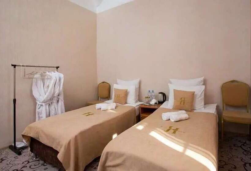 Yaroslav Hostel Veliky Novgorod