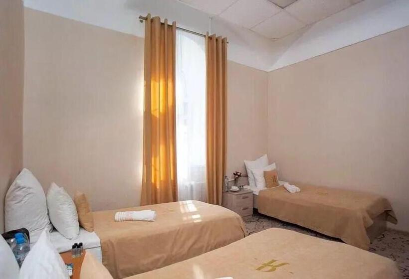 Yaroslav Hostel Veliky Novgorod