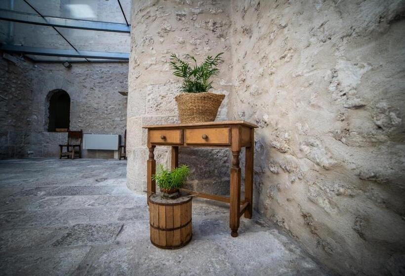 Albergue De Cuéllar