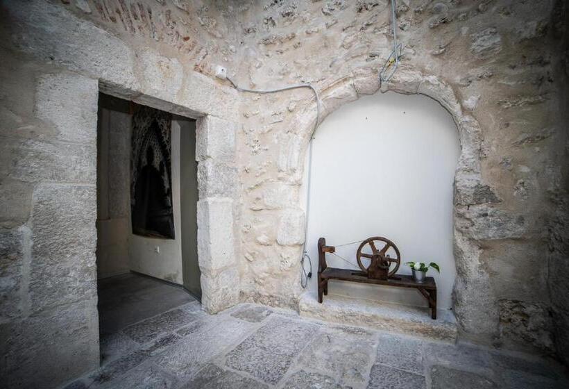 Albergue De Cuéllar