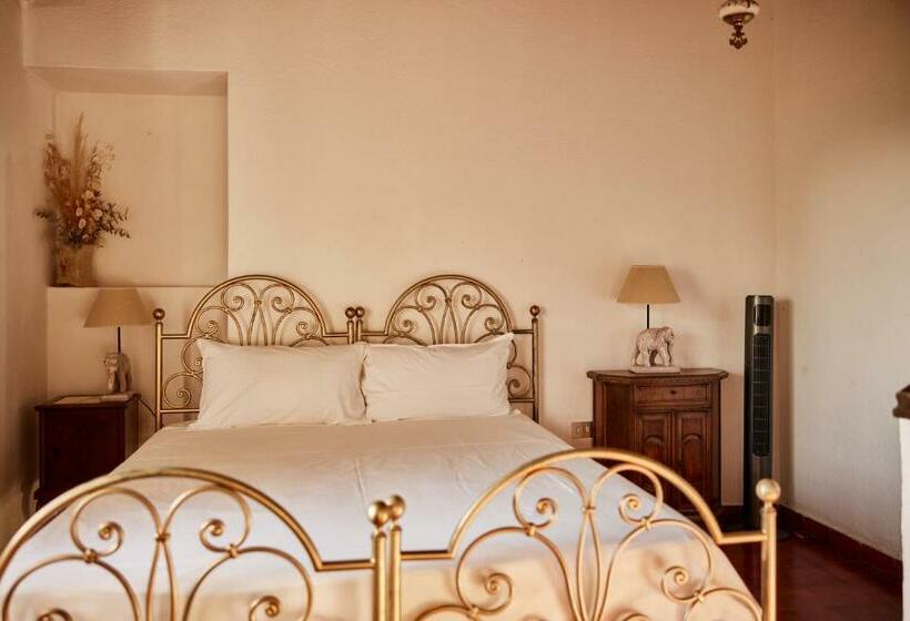 ホテル Il Torrione Del Trebbia