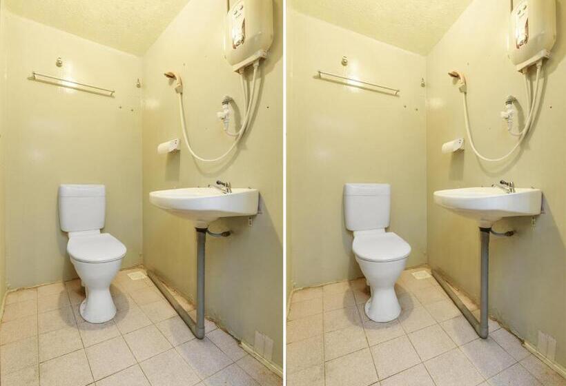 Отель Oyo 90627 Pulau Ketam Inn