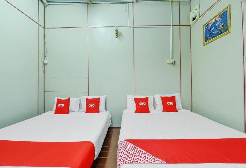Отель Oyo 90627 Pulau Ketam Inn