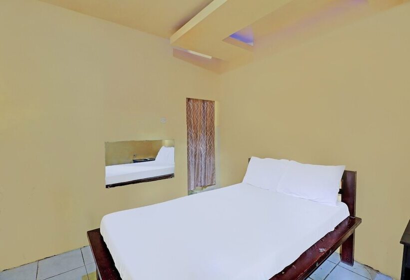 호텔 Oyo 91724 Penginapan Pondok Asri