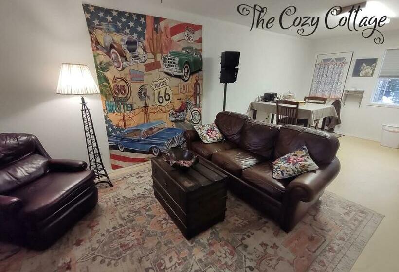 Пансион Cozy Cottage