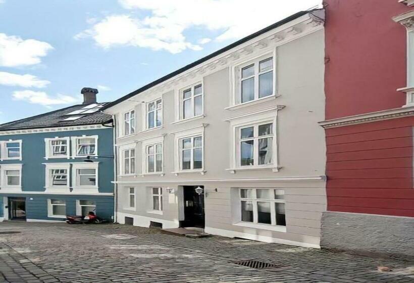 ペンション Keybutler Central Apartment Dragefjellsbakken