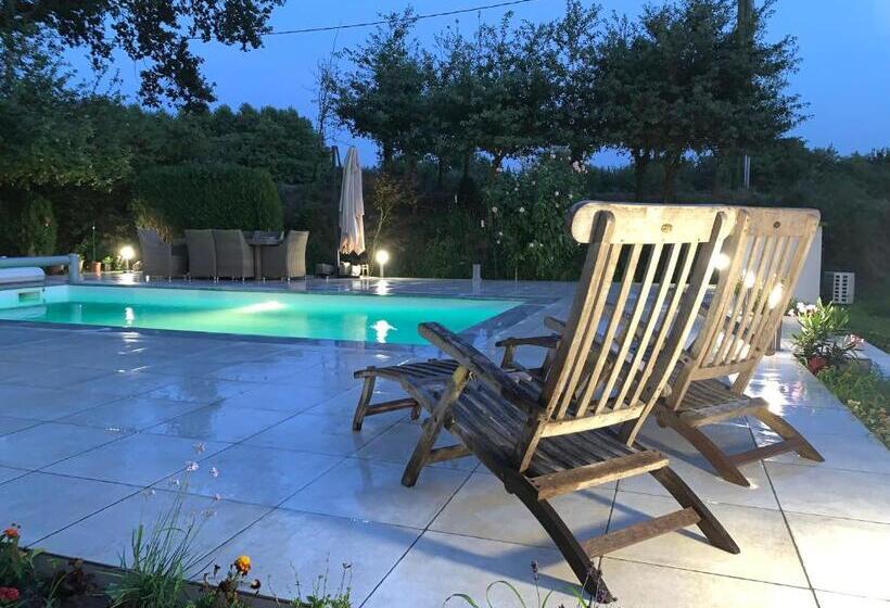 פנסיון La Métairie   Guesthouse