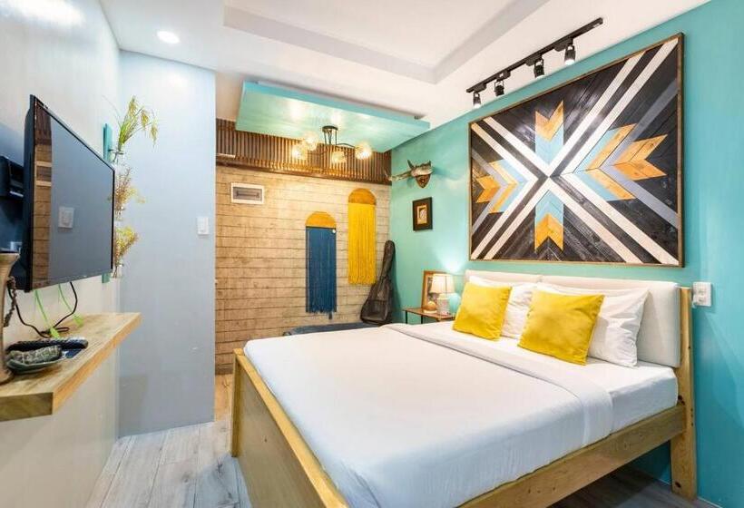 Rain Airport Bed And Breakfast