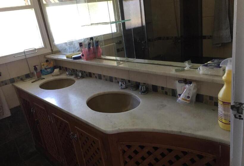 هاستل Palmeras Del Verdun