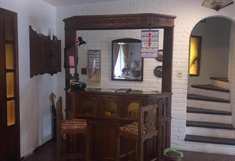 هاستل Palmeras Del Verdun