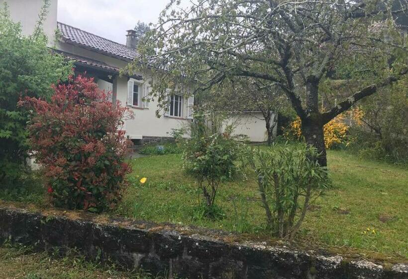 مبيت وإفطار Chambre Cosy, Calme, Dans Maison Privée à 1,5 Km Village