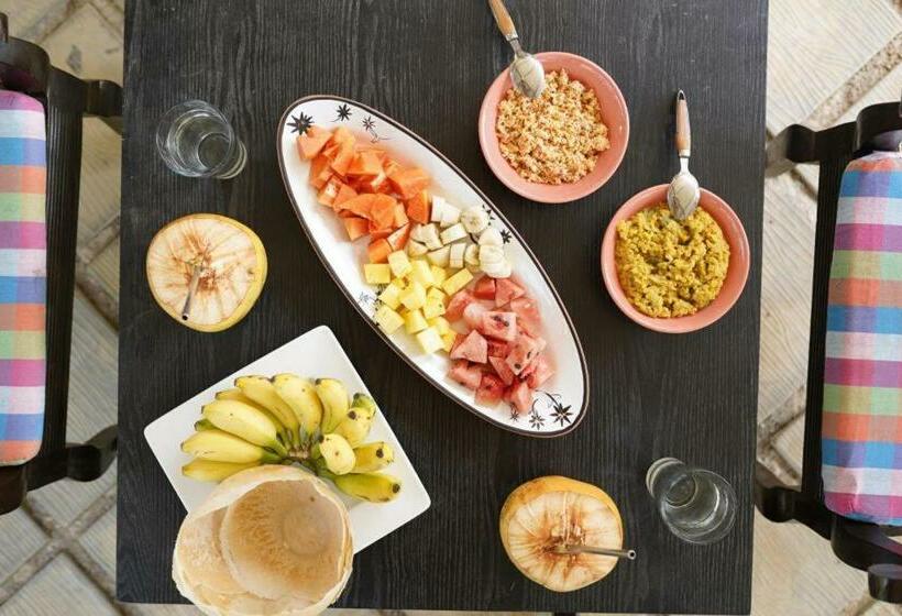 住宿加早餐  Chitru House