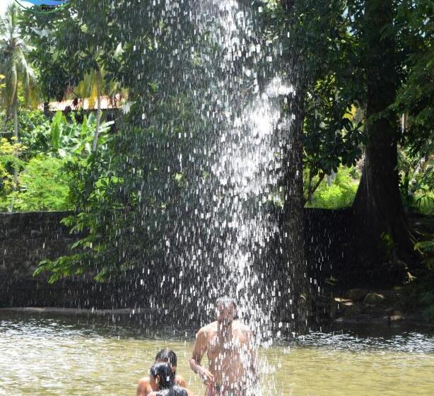 פנסיון Hostal La Macarena