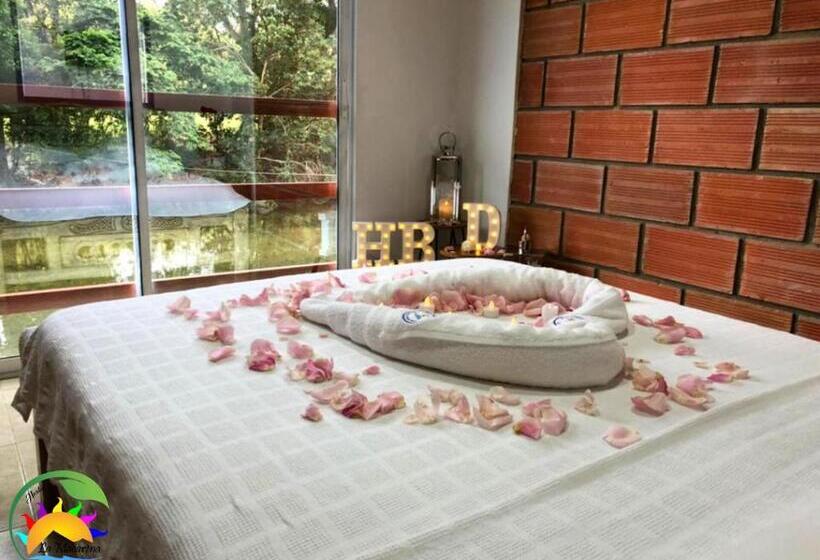 פנסיון Hostal La Macarena