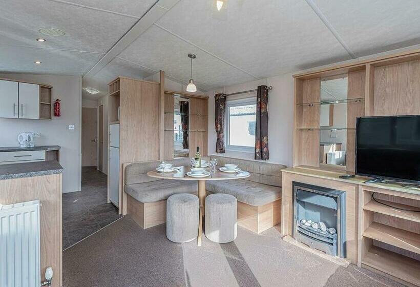 Курорт Lyons Manor House