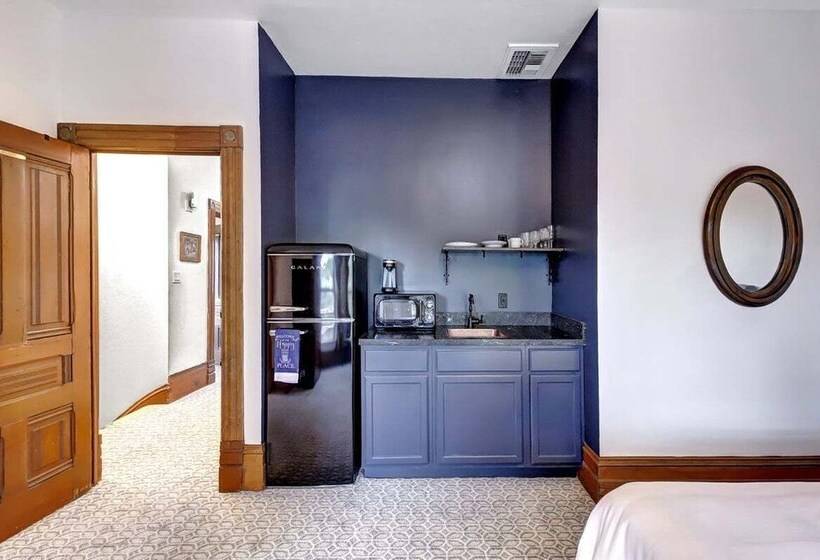 ユースホステル Golden Dreams Inn