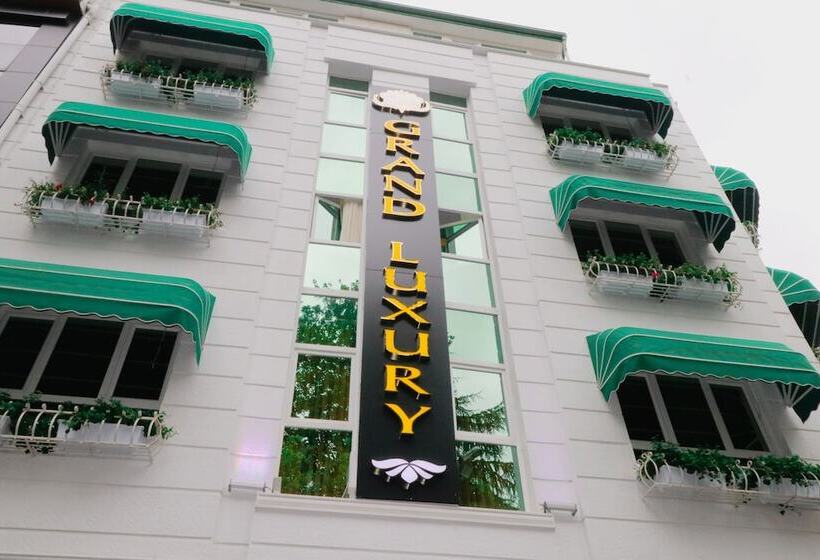 تختخواب و صبحانه Grand Luxury