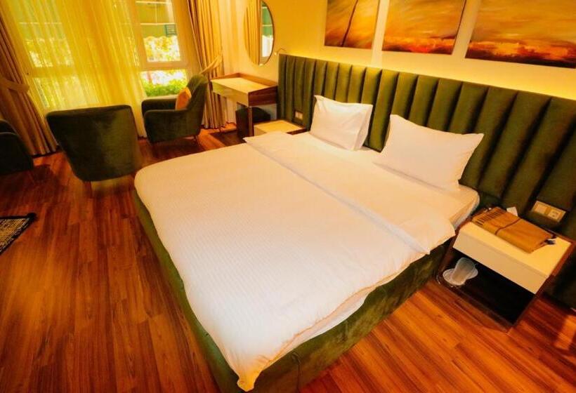 تختخواب و صبحانه Grand Luxury